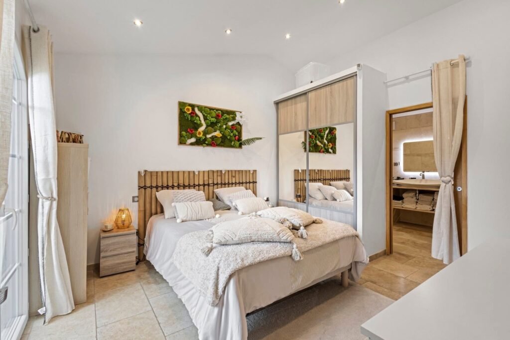 C19200C3-8F09-40C6-B8DB-B3FD5DCFA644