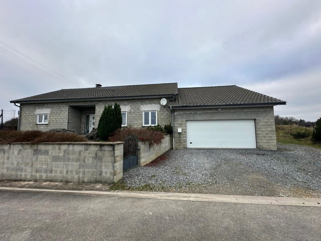 CBC6DE55-B2EF-42C5-82E2-75DF153F5668