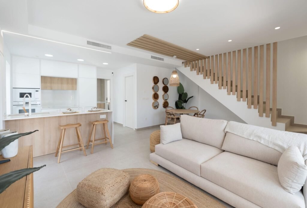 CE4E7753-CE31-4317-9DCA-029487E251C4