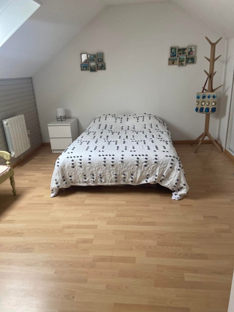 D08EA099-0364-4E8B-AD2C-678B5561649B