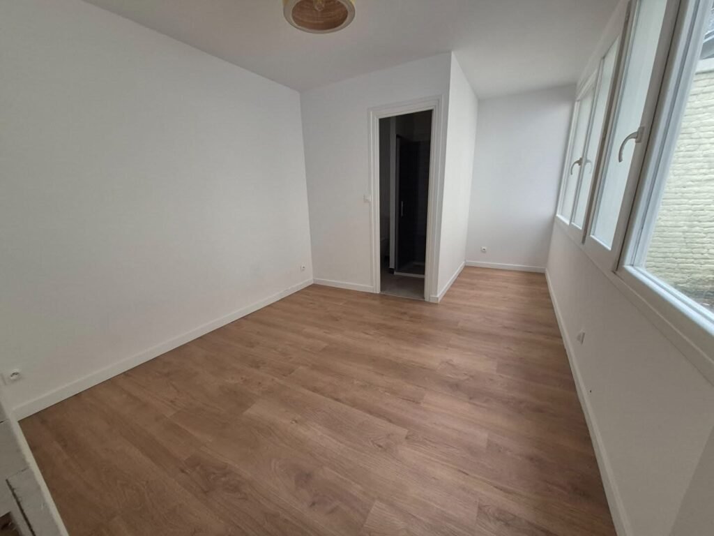 D364F298-5F95-4F75-A92F-0C229CE13351