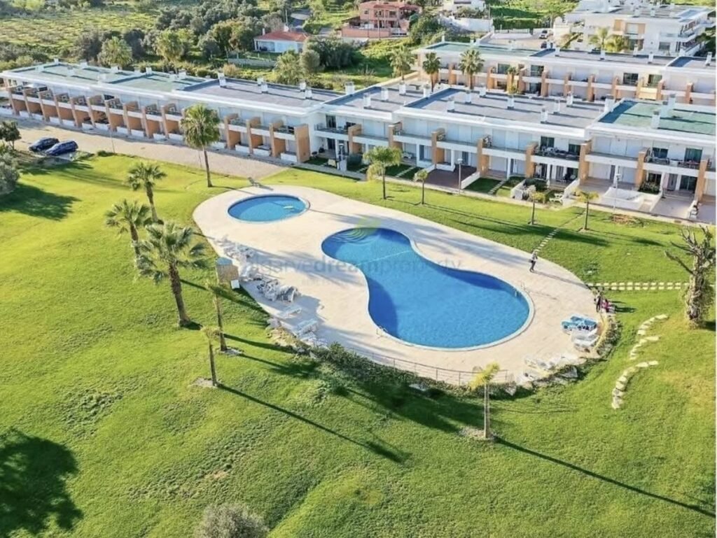 DBEB9427-BFAC-4747-9A84-D126677DF9E9