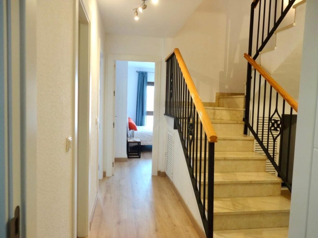 E50BA091-5139-4EBD-9D94-7939502EB3C1