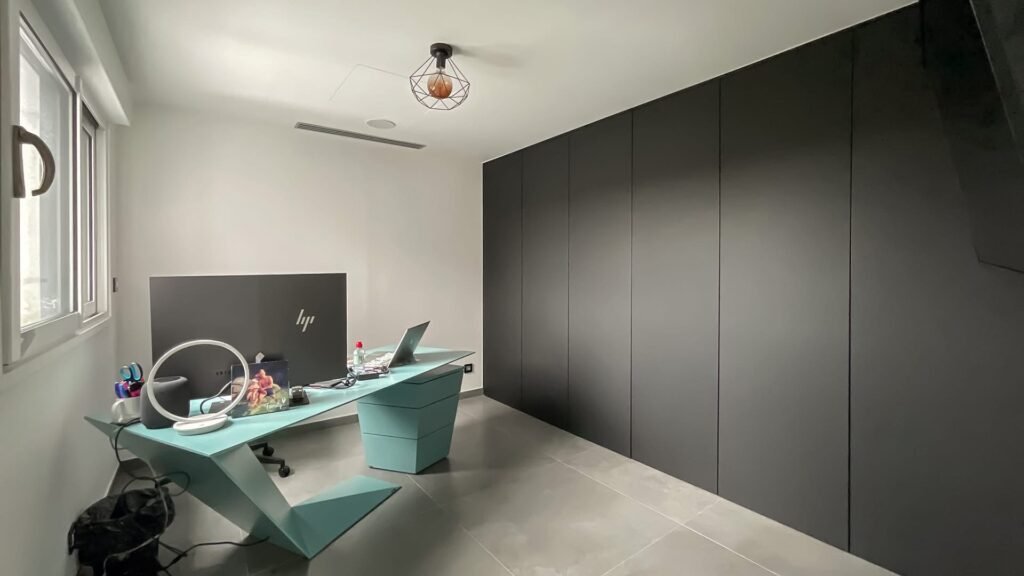 F49A33DA-DBBB-4360-A668-058B6DB0CD96