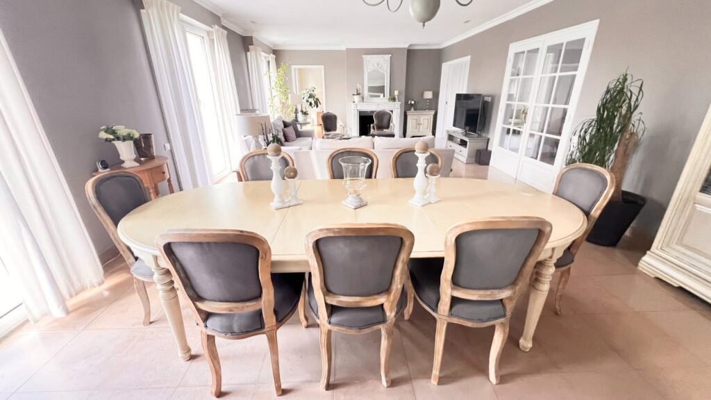 F5FA8018-A32E-4ABC-86A2-F0111C78A504