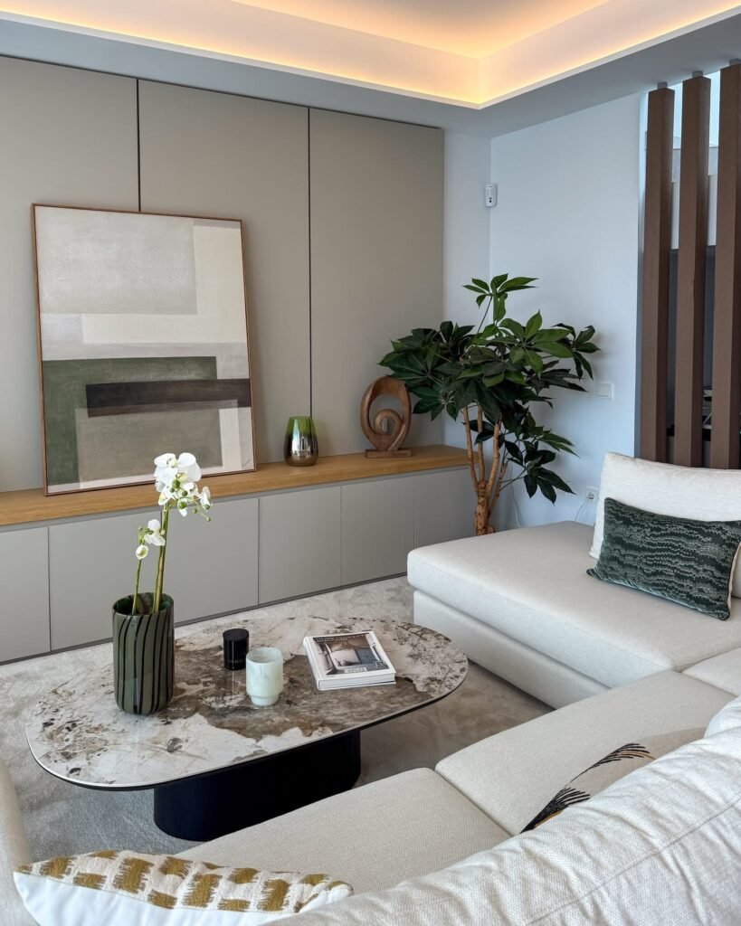 F82D2A52-EEE6-47AD-943D-1DAC93B266F5