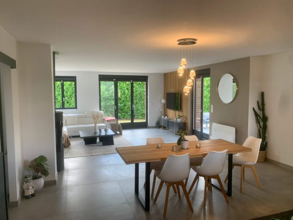 F8EA1EA1-835D-4908-B4F7-91D755EFE9C5