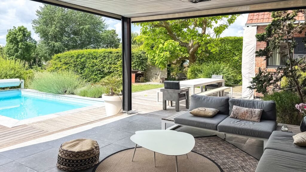 FC69D2F4-79EA-401B-B590-4BD03C942ACC