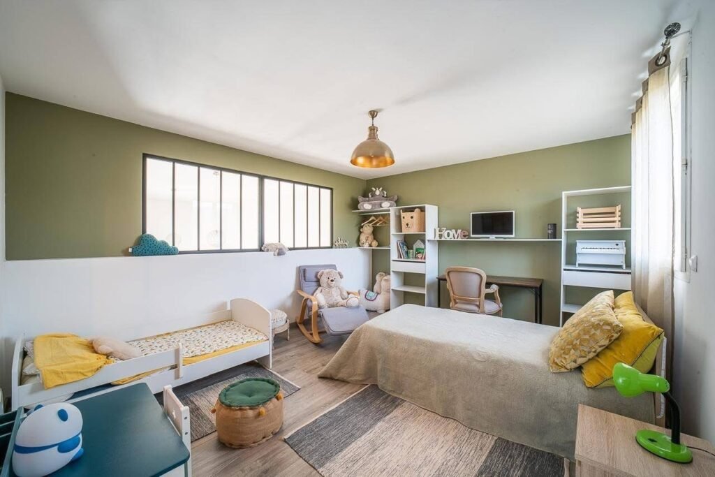 FE4413F8-5B46-4942-987E-7F85046988B0