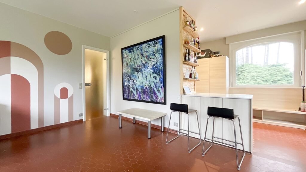 2EEB53E0-01CD-4A8D-AE5E-577A58C88261