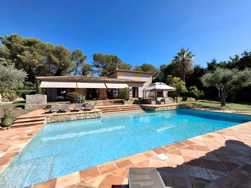 5ACD6359-59BB-4D4B-9ECF-8F02162ABBF5