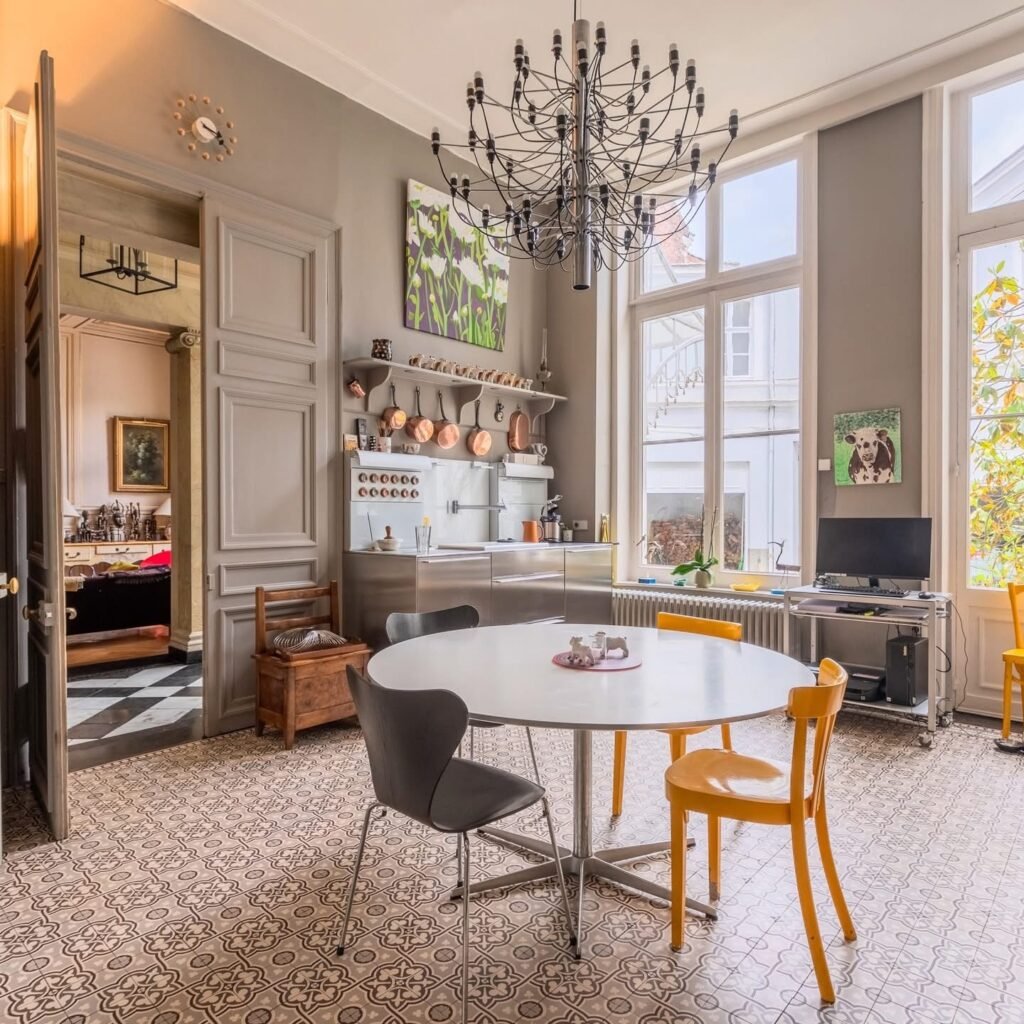 67C1B55B-A168-4E83-82A5-A461990414A8