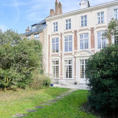 French rare house for sale in the heart of Vieux-Lille
