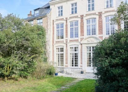 French rare house for sale in the heart of Vieux-Lille