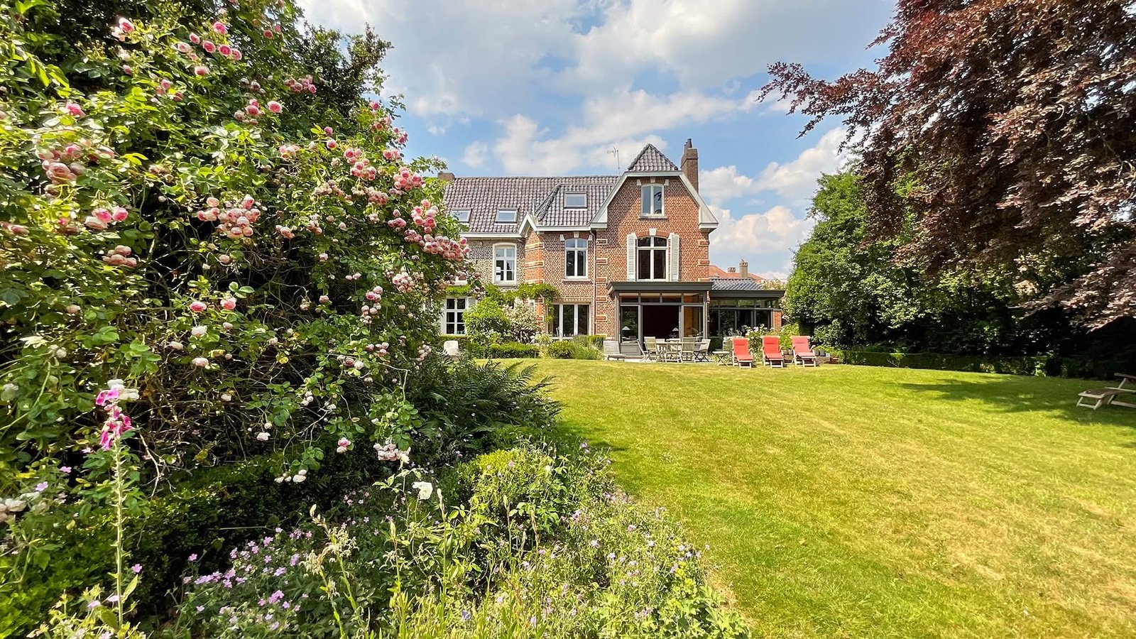 French house for sale in Genech village, France – 16km from Lille