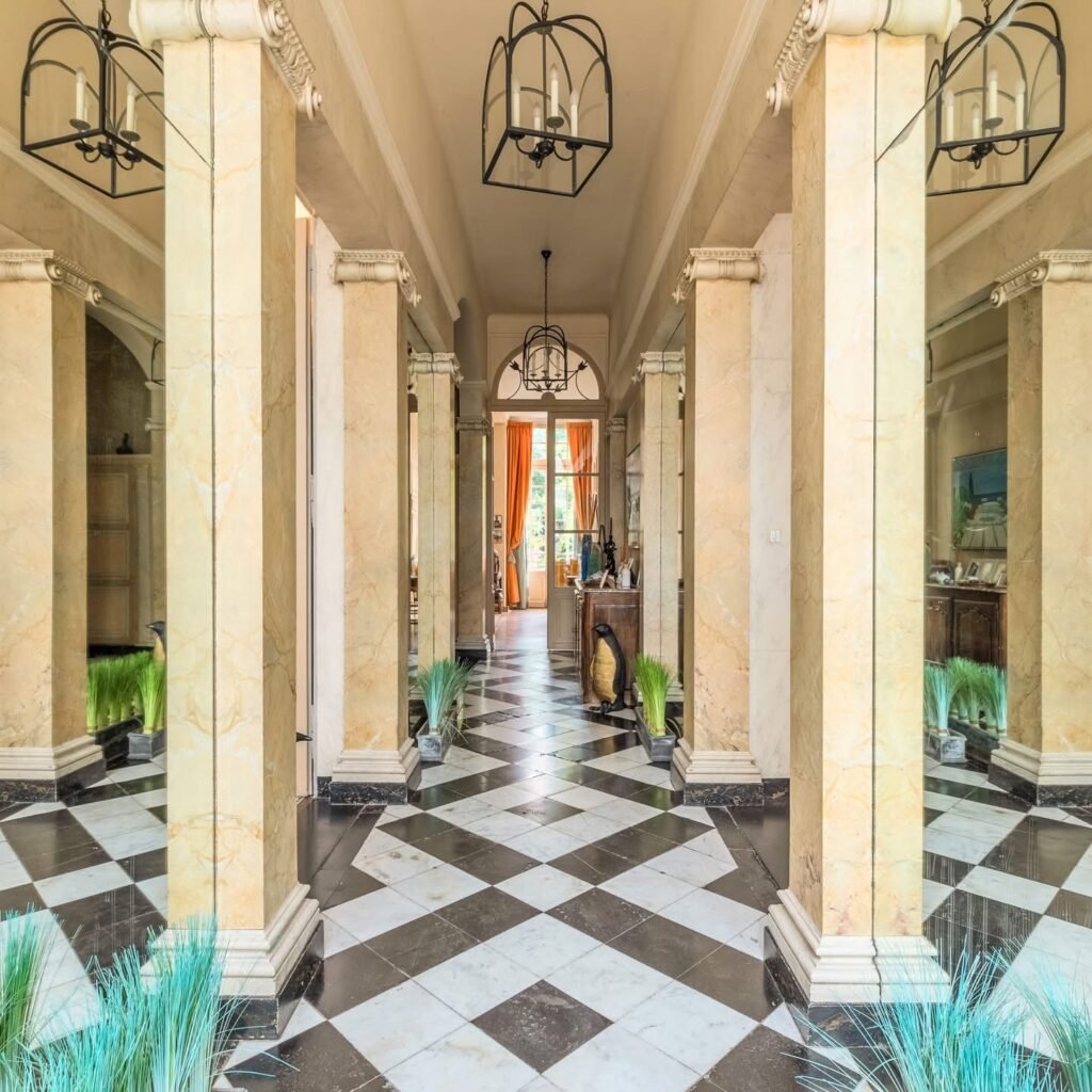 80FFAB31-F46E-4BB9-8892-B3503E5185DC