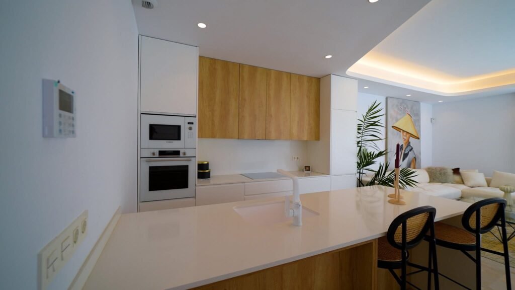 E4A625F0-D0DA-493B-9942-406EA983E892