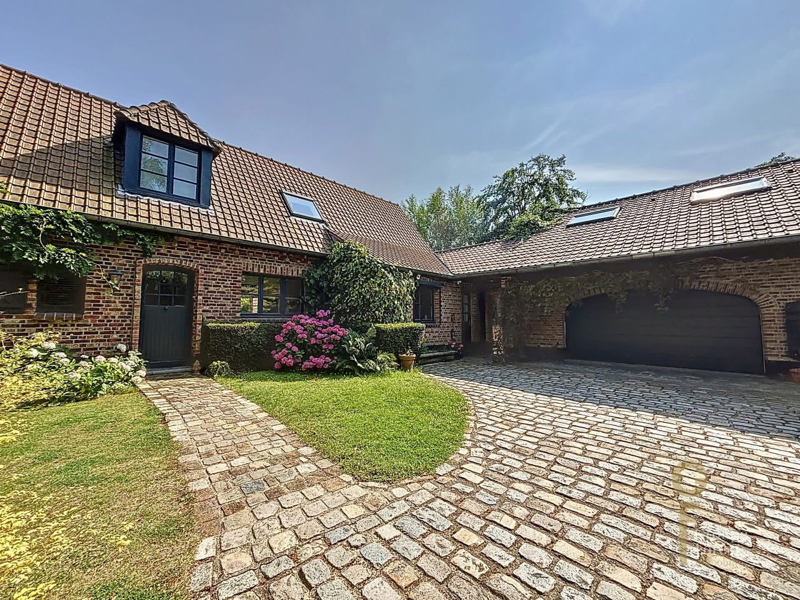 French House for Sale in Lille: A Rare Investment Opportunity in Bondues