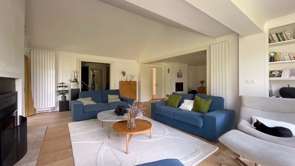 484E67D8-4FD5-4E5A-89F6-4C7DDC05727B