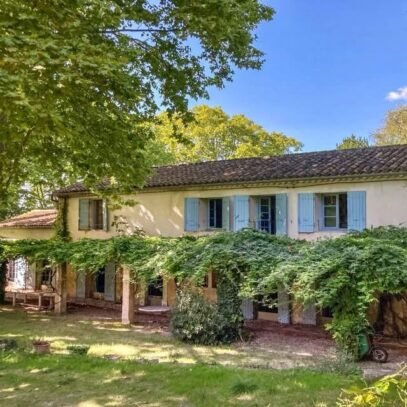 A Timeless Mas in Provence: Why This 19th-Century Estate is a Rare Opportunity for Investing in French Real Estate