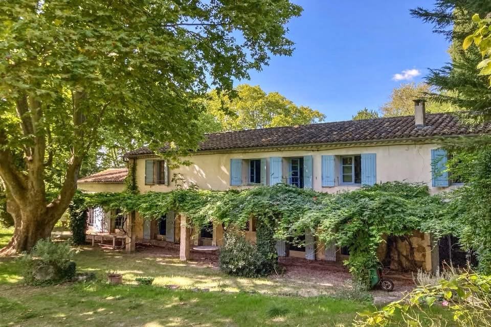 A Timeless Mas in Provence: Why This 19th-Century Estate is a Rare Opportunity for Investing in French Real Estate