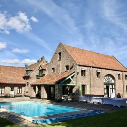 French Rare House for Sale Near Bondues: An Exclusive Investment Gem in a Tranquil, Prestigious Setting
