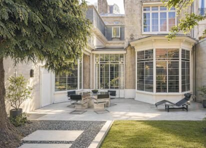 French Rare House for Sale in Lille: 19th-Century Bourgeois Home with Garden and Investment Potential